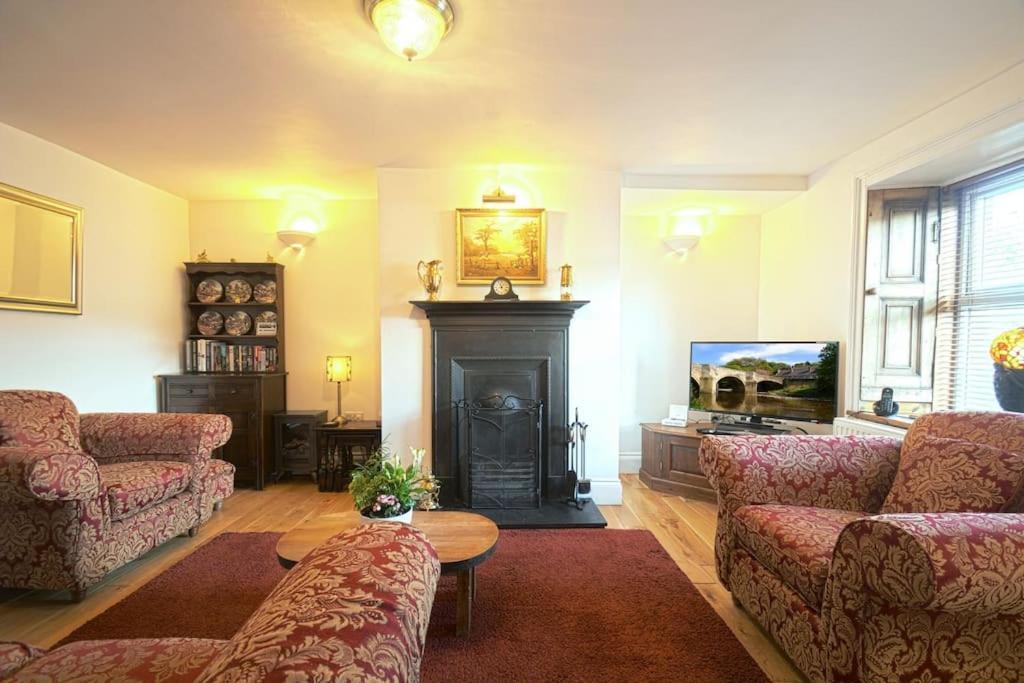 Felton  Riverside Cottage - Luxury Character Holiday Home מראה חיצוני תמונה